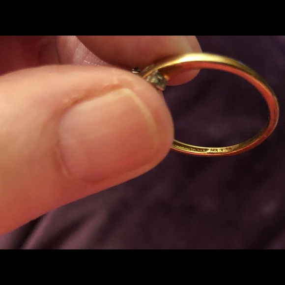 SOLD!!  Solid 14kt Gold ring - Picture 7 of 7